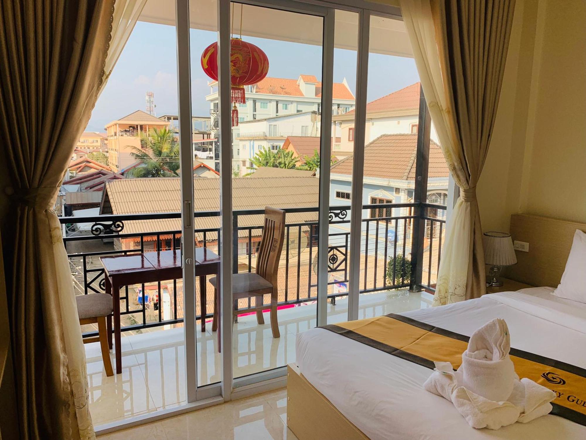 Vang Vieng Galaxy Hotel Buitenkant foto