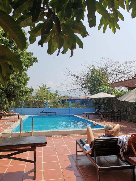 Vang Vieng Galaxy Hotel Buitenkant foto
